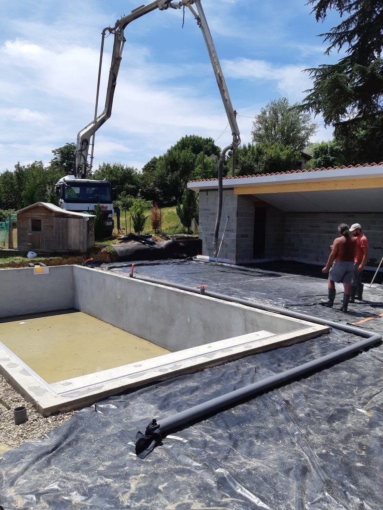 Vous avec un projet de construction ou de rénovation de piscine à Auch, Montauban ou Nérac ?