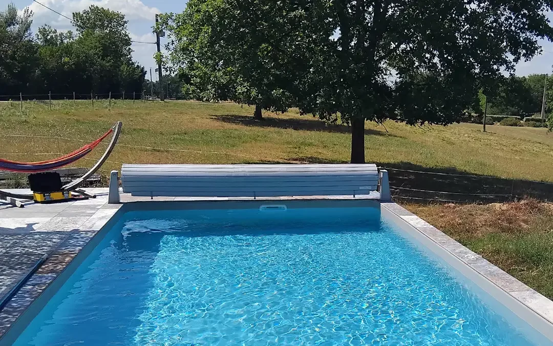 Une piscine contemporaine pensée pour le plaisir… et la performance !